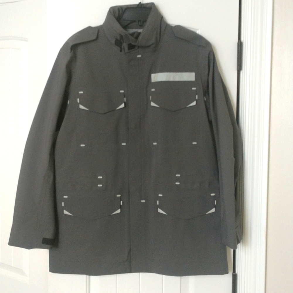 Nike Men's Sportswear Rain Jacket